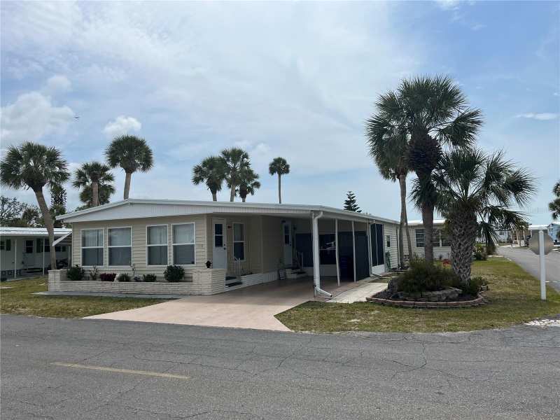 2 bedroom Mobile Home at 530 Via Veneto, Venice Isle, Venice — photo 1