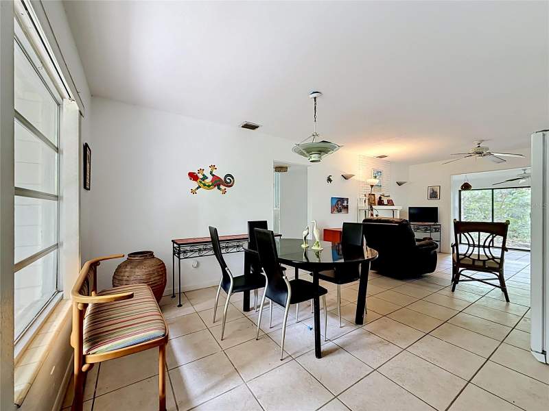 2 bedroom Single Family Residence at 6330 Emerson Avenue, Spencer Sub, St Petersburg — photo 5