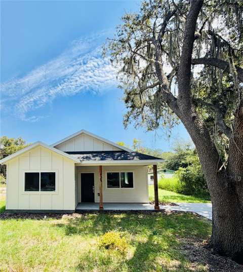 925 NE 17Th Drive, home for sale in Gainesville 32641