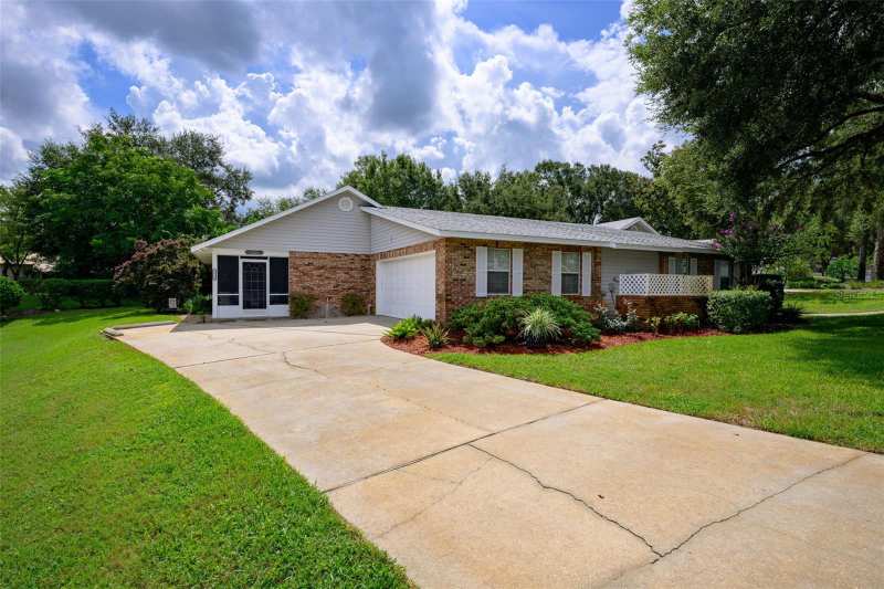 3 bedroom Villa at 2525 S Glen Eagles Drive, Gleneagles Golf Villas, Deland — photo 1