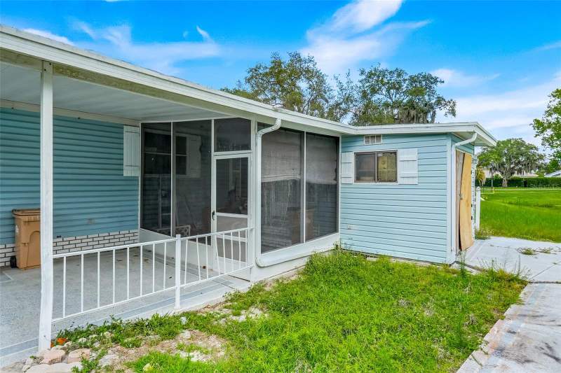 2 bedroom Manufactured Home at 25224 WILD HERON, PLANTATION AT LEESBURG, LEESBURG — photo 5