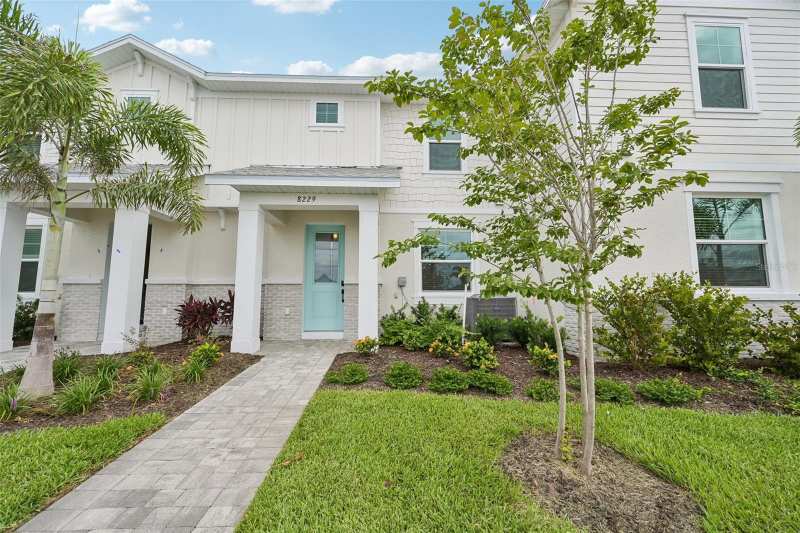 3 bedroom Townhouse at 8229 Seaflower Parkway, Seaflower, Bradenton — photo 1
