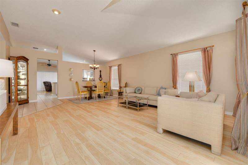 3 bedroom Single Family Residence at 7843 Craighurst Loop, Wyndtree Village 11 12, New Port Richey — photo 5