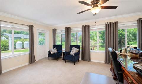 6441 Silver Oaks Drive, Zephyrhills FL - photo 15 of 34