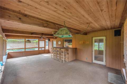 110 Ashbrook Drive, Brandon FL - photo 13 of 39
