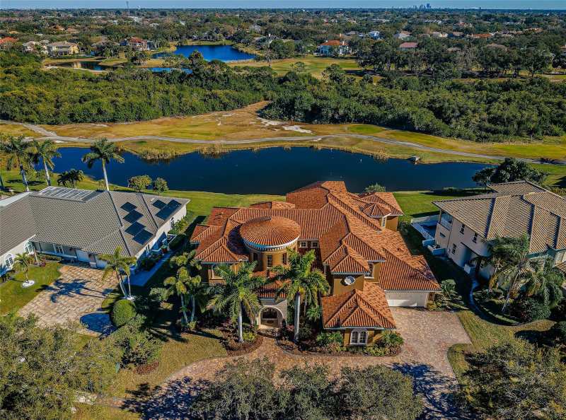5 bedroom Single Family Residence at 9209 Silverthorn Road, Bayou Club Estates Tr 2 Ph 2, Seminole — photo 1