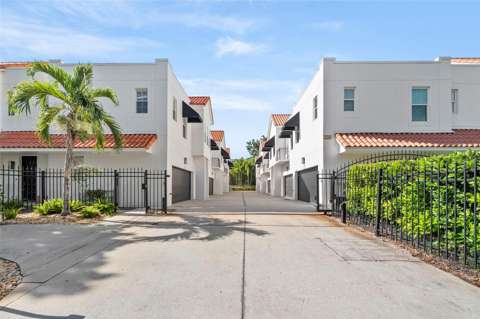 3210 W Horatio Street #6, home for sale in Tampa 33609