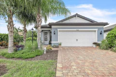 7538 Summerland Cove, home for sale in Lakewood Ranch 34202
