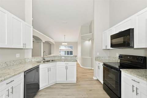 8608 Buttonbush Court, Tampa FL - photo 19 of 43
