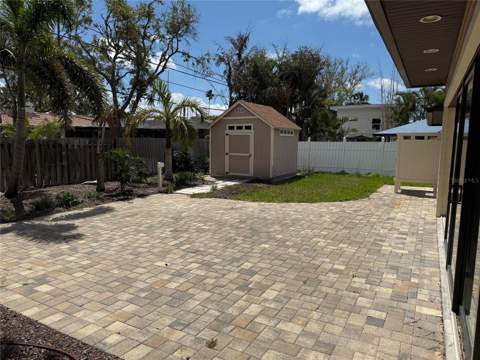 833 Lantana Avenue, Clearwater Beach FL - photo 7 of 38