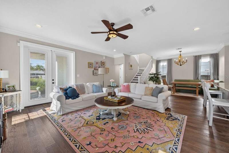 5 bedroom Single Family Residence at 626 35TH AVENUE, BRIDGEWAY ADD, ST PETERSBURG — photo 3