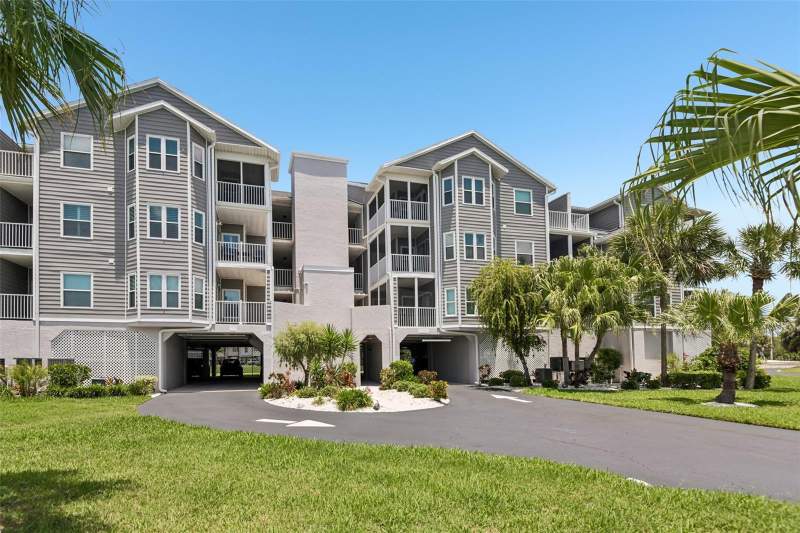 2 bedroom Condominium at 5727 Biscayne Court #209, Mariners Way At New Port, New Port Richey — photo 2
