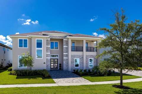 1063 Jack Nicklaus Court, pool for sale in Kissimmee