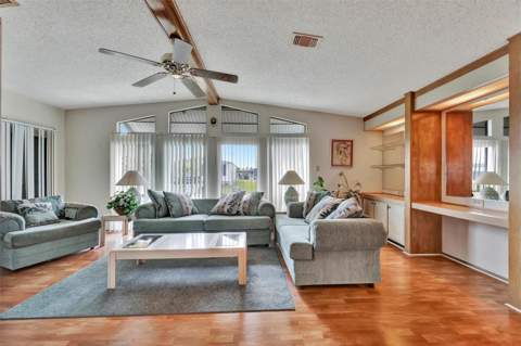 236 N Saint Thomas Circle, Apollo Beach FL - photo 23 of 32