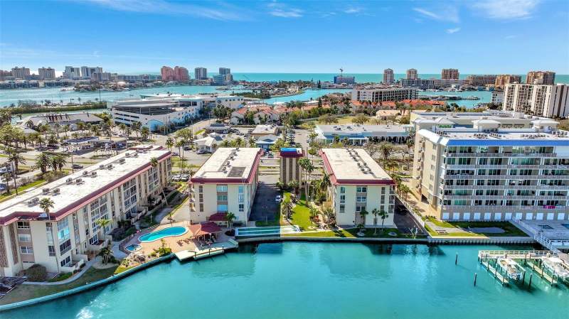 2 bedroom Condominium at 113 Island Way #241, Islander The Condo, Clearwater Beach — photo 5