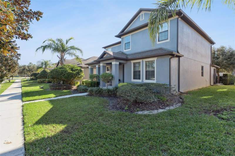 5 bedroom Single Family Residence at 13232 Longacre Drive, Windermere Terrace, Windermere — photo 2