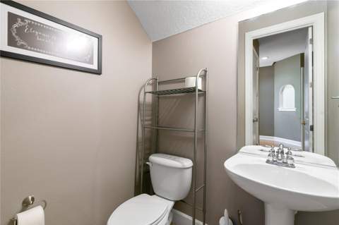 11504 Bellamar Street, Tampa FL - photo 18 of 40