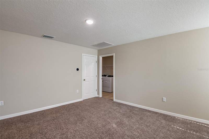 4 bedroom Single Family Residence at 9110 Belleview Forest Pass, Pasadena Ridge, Dade City — photo 5