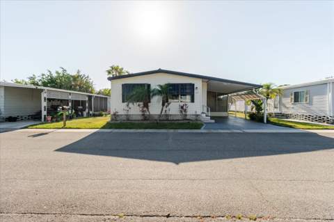 372 Cobia Way, Oldsmar FL - photo 10 of 52