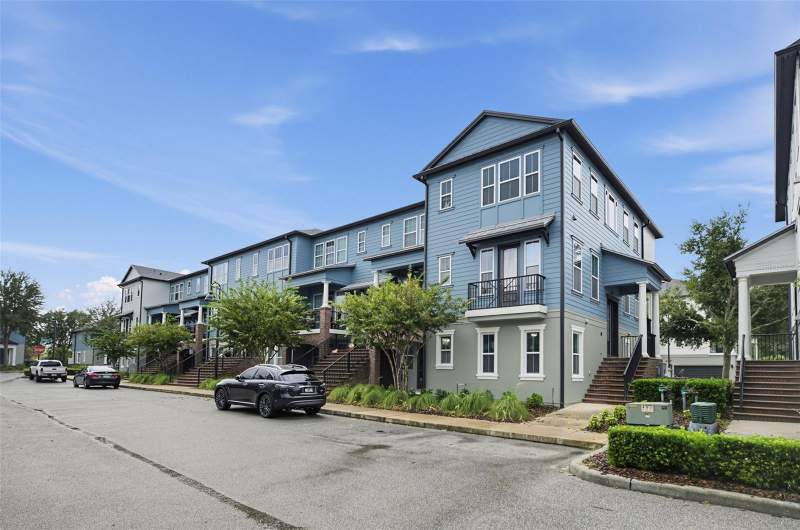 3 bedroom Townhouse at 885 Taramundi Drive, Hamptons - Second Rep, Oviedo — photo 2