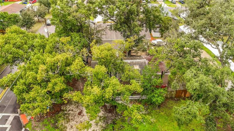 3 bedroom Single Family Residence at 8618 20th Street, Hillsboro Heights Map South, Tampa — photo 3