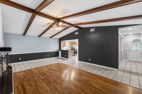 7002 Applewood Court, Tampa FL - photo 6 of 66