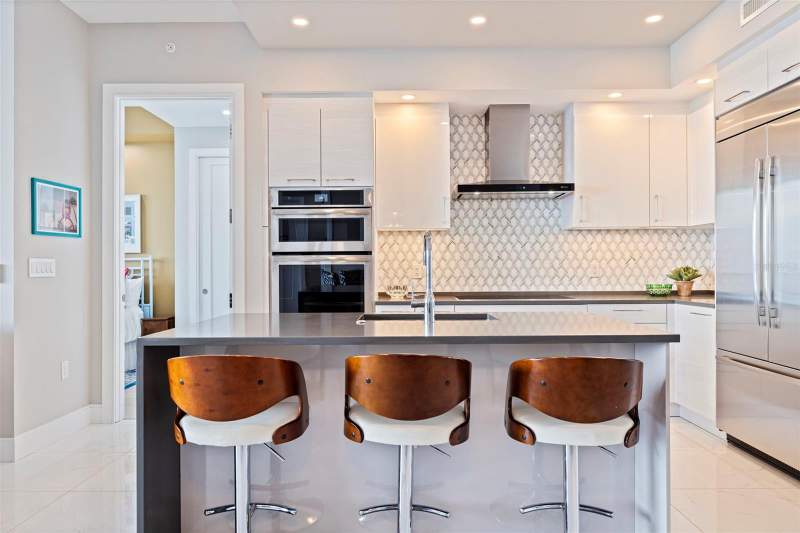 2 bedroom Condominium at 100 1st Avenue #2902, One St. Petersburg, St Petersburg — photo 5