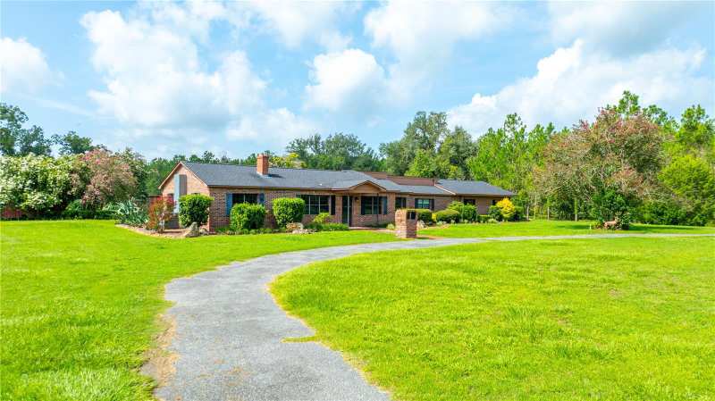 4 bedroom Farm at 19520 168th Street, Live Oak, Live Oak — photo 1