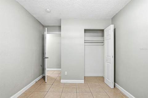 1729 Flores Court, Orlando FL - photo 19 of 39