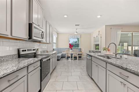 3512 Crooked River Drive, Plant City FL - photo 14 of 93