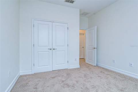 4749 Rolling Green Drive, Wesley Chapel FL - photo 20 of 35