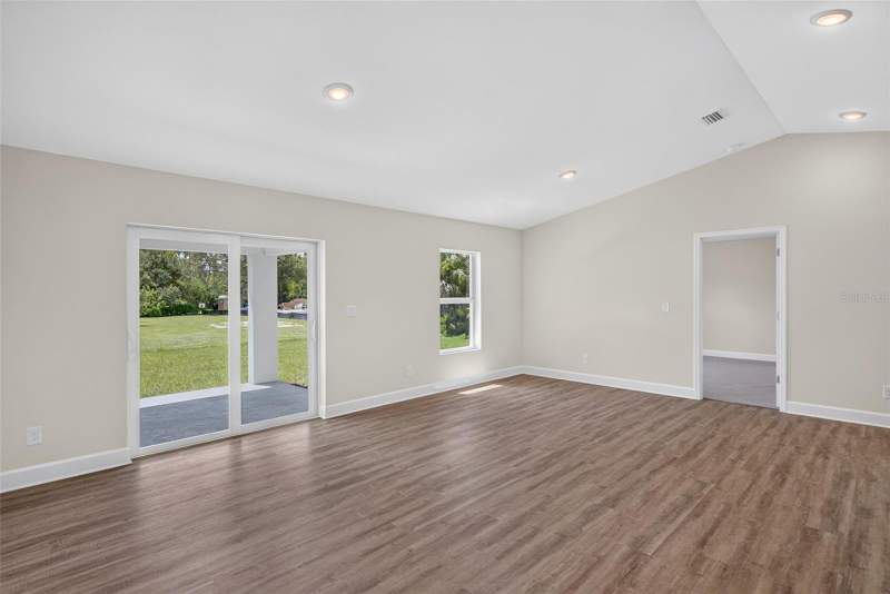 3 bedroom Single Family Residence at 23429 Wickens Avenue, Port Charlotte Sec 013, Port Charlotte — photo 3