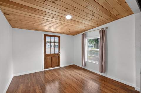 4746 Lamar Road, Zephyrhills FL - photo 10 of 31
