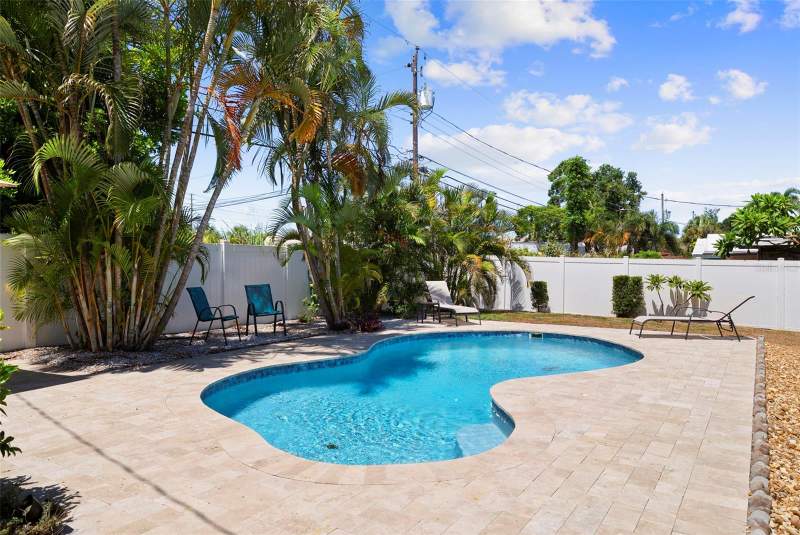 3 bedroom Single Family Residence at 14480 120TH AVENUE, YELLOW BANKS GROVE 3RD ADD, LARGO — photo 3