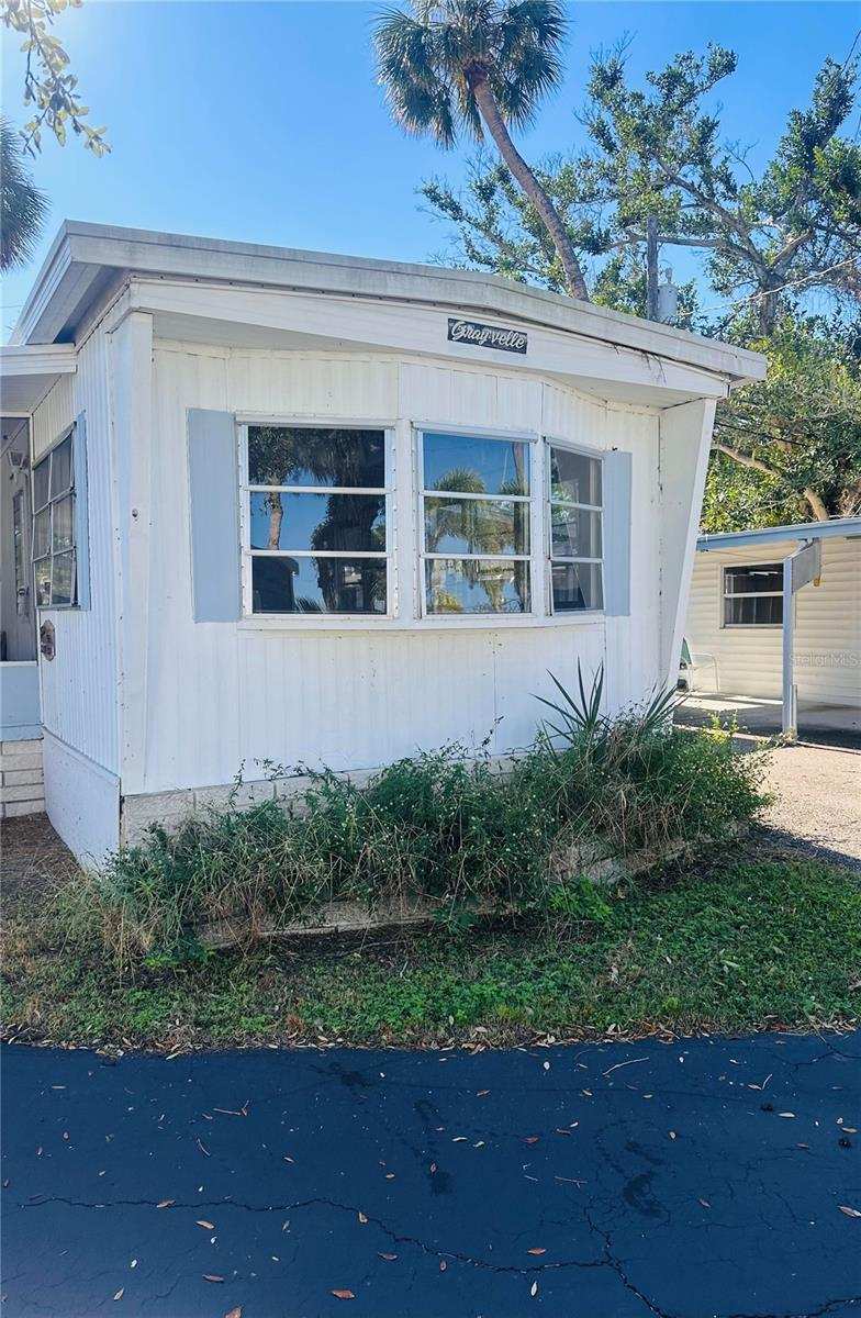 1 bedroom Mobile Home at 8630 42 Nd Place #14, Seahorse Mobile, St Petersburg — photo 1