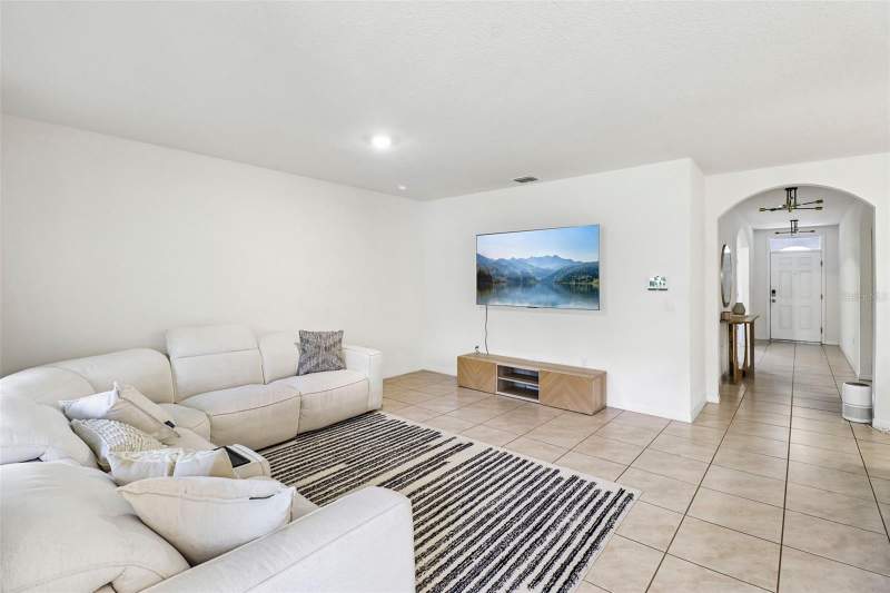 3 bedroom Single Family Residence at 2532 Harmonia Hammock Road, Villages At Harmony Ph 1C-2, St Cloud — photo 2