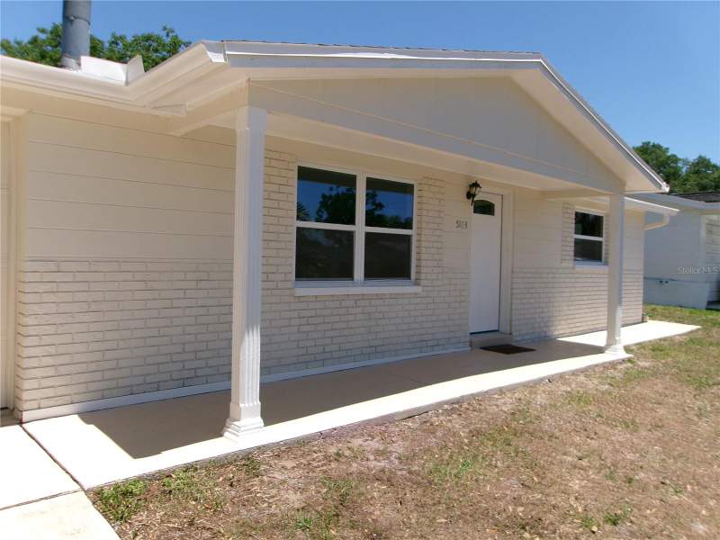 2 bedroom Single Family Residence at 5103 Valimor Drive, Colonial Manor, Holiday — photo 2