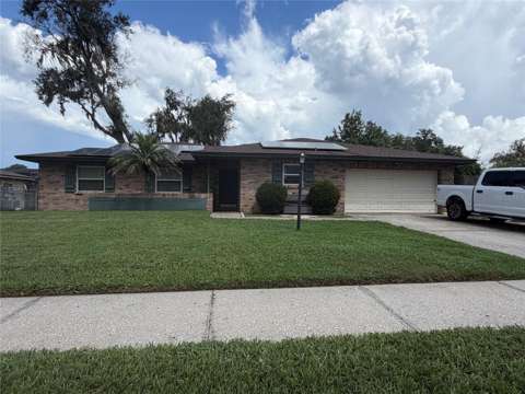 814 Shangri La Drive, home for sale in Seffner 33584