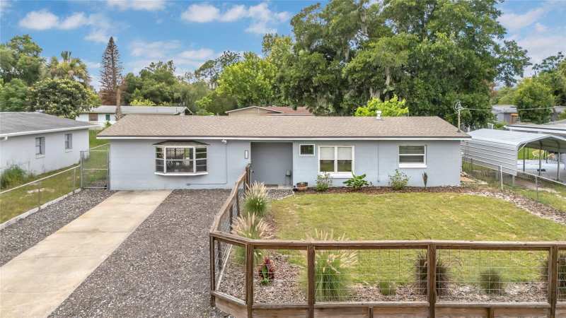 3 bedroom Single Family Residence at 855 Pearl Drive, Golden Isle, Mount Dora — photo 1