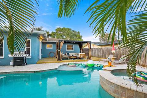 1655 Leisure Drive, Clearwater FL - photo 6 of 29