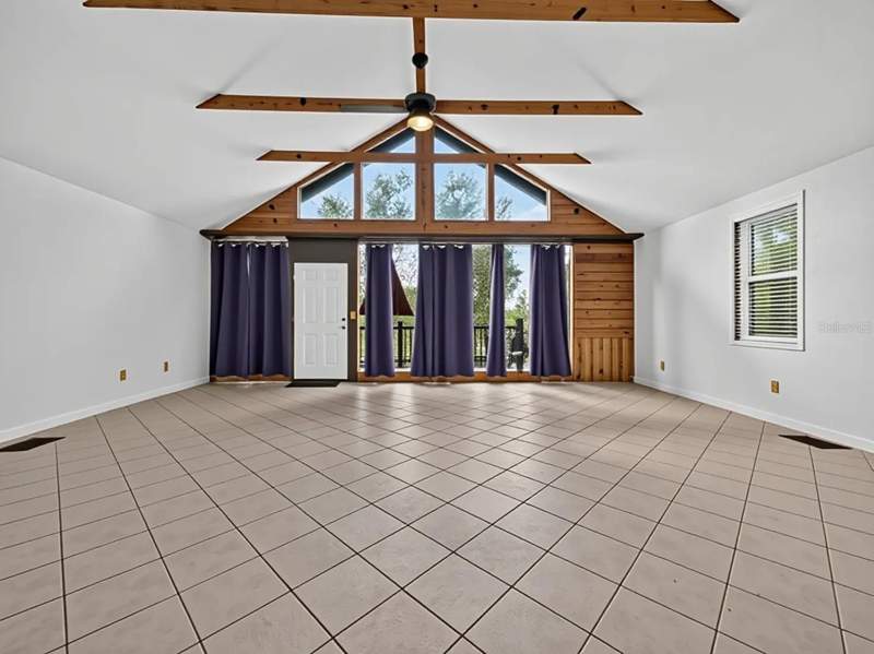 6 bedroom Single Family Residence at 14820 County Road 48, Underhill Hammock, Astatula — photo 5