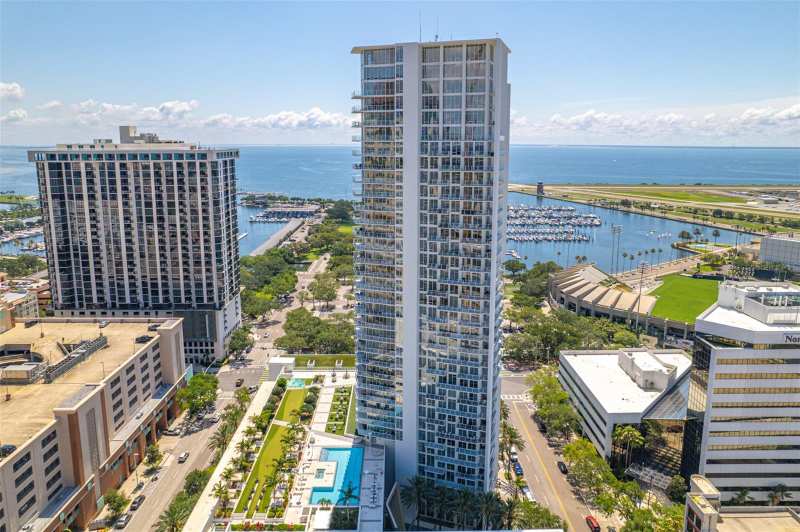 2 bedroom Condominium at 175 1st Street #1204, Signature Place Condo, St Petersburg — photo 1