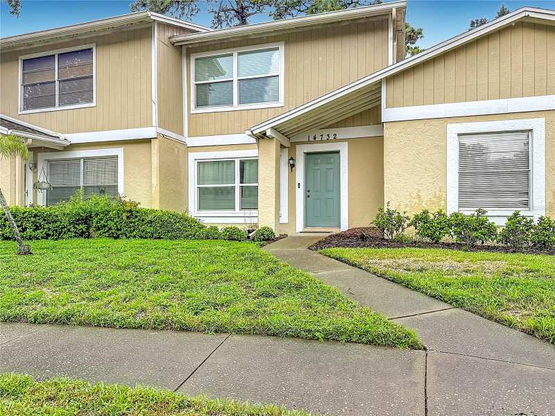2 bedroom Townhouse at 14732 Pine Glen Circle, Lake Forest Unit 1, Lutz — photo 1