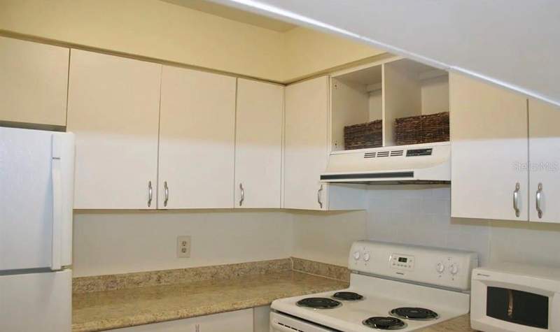 3 bedroom Condominium at 2735 SW 35 Place #1607, Casablanca West, Gainesville — photo 5