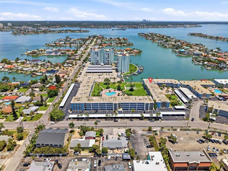 1 bedroom Condominium at 6201 2nd Street #106, Sylvette Condo, St Pete Beach — photo 2