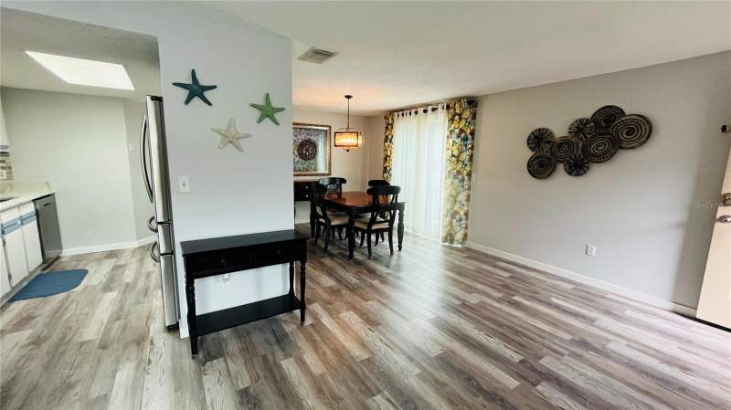 2 bedroom Condominium at 4022 Beaver Lane #800H, Cedar Woods Condo, Port Charlotte — photo 2