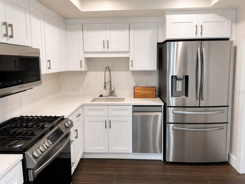 2 bedroom Condominium at 1847 Shore Drive #101, Shore Crest Bldg, St Petersburg — photo 4