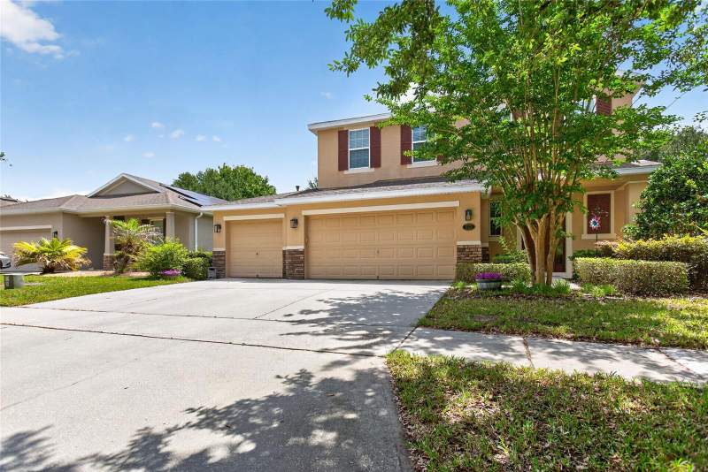 4 bedroom Single Family Residence at 213 Victoria Trails Boulevard, Victoria Park Increment 04 North, Deland — photo 3