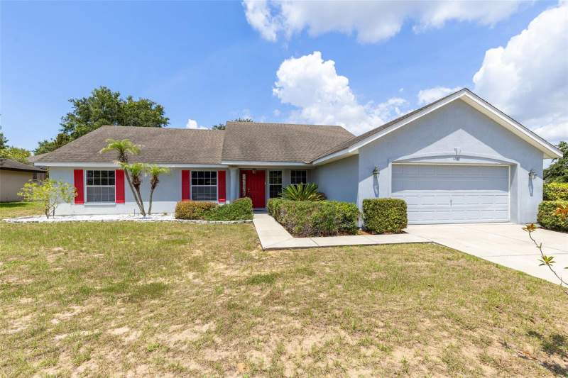 4 bedroom Single Family Residence at 4450 Treasure Cay Road, Tavares Groves At Baytree Ph 03, Tavares — photo 2