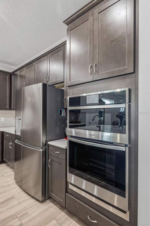 1065 Signet Drive, Apollo Beach FL - photo 13 of 56